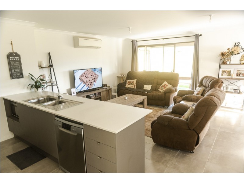 49 Brewers rd, Cooran QLD 4569