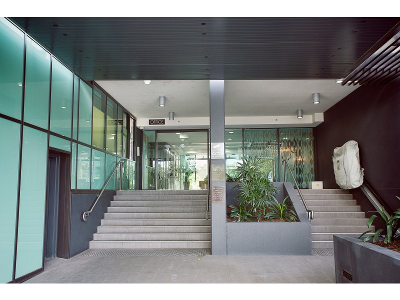 10601/8 harbour rd, Hamilton QLD 4007