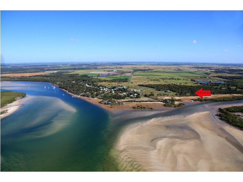 92 Melcer Road, Elliott Heads QLD 4670
