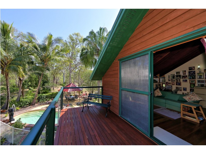 92 Melcer Road, Elliott Heads QLD 4670