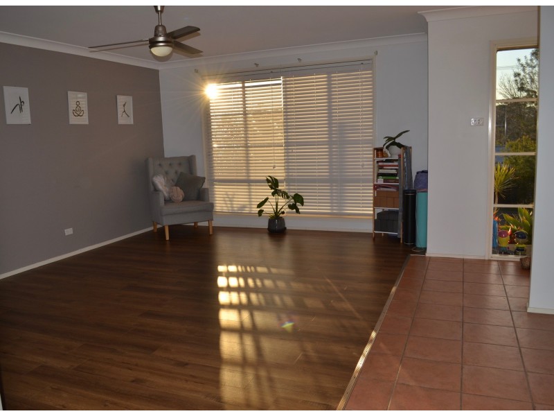 13 EDWARD AVE, Kings Point NSW 2539