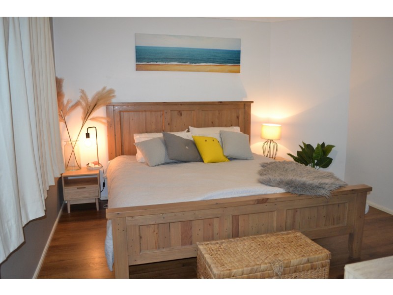 13 EDWARD AVE, Kings Point NSW 2539