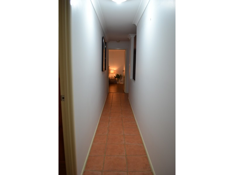 13 EDWARD AVE, Kings Point NSW 2539