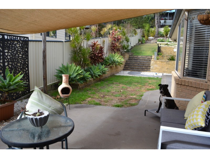 13 EDWARD AVE, Kings Point NSW 2539