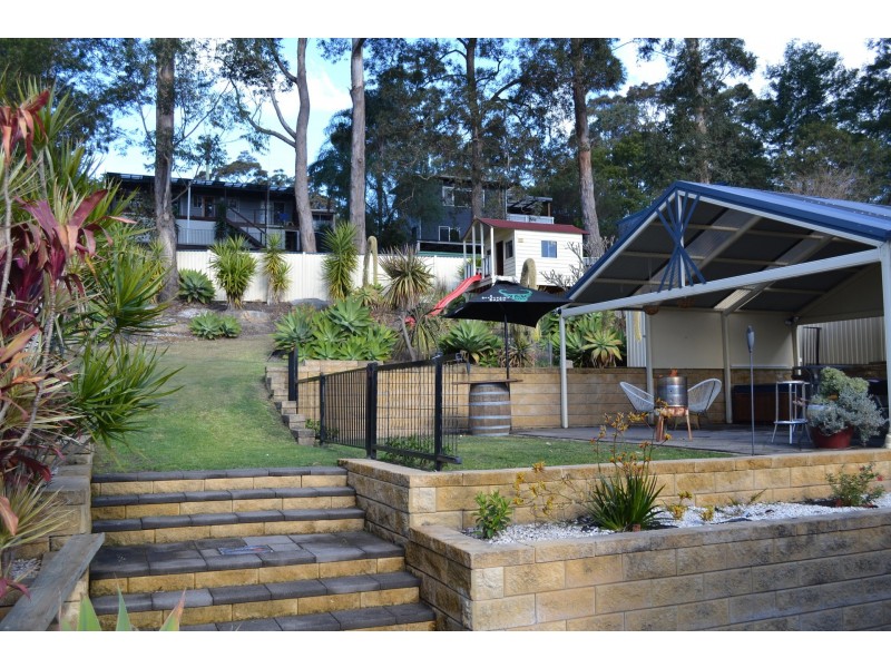 13 EDWARD AVE, Kings Point NSW 2539