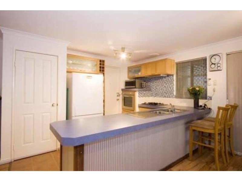 33 Wundu Entrance, South Guildford WA 6055