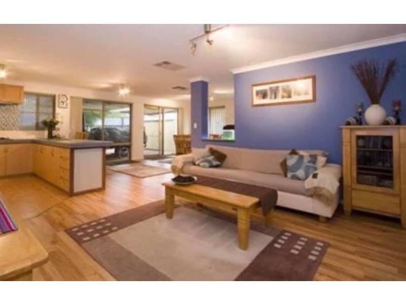 33 Wundu Entrance, South Guildford WA 6055