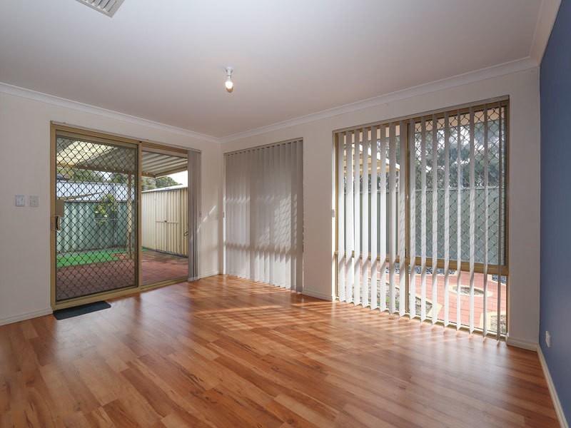 33 Wundu Entrance, South Guildford WA 6055