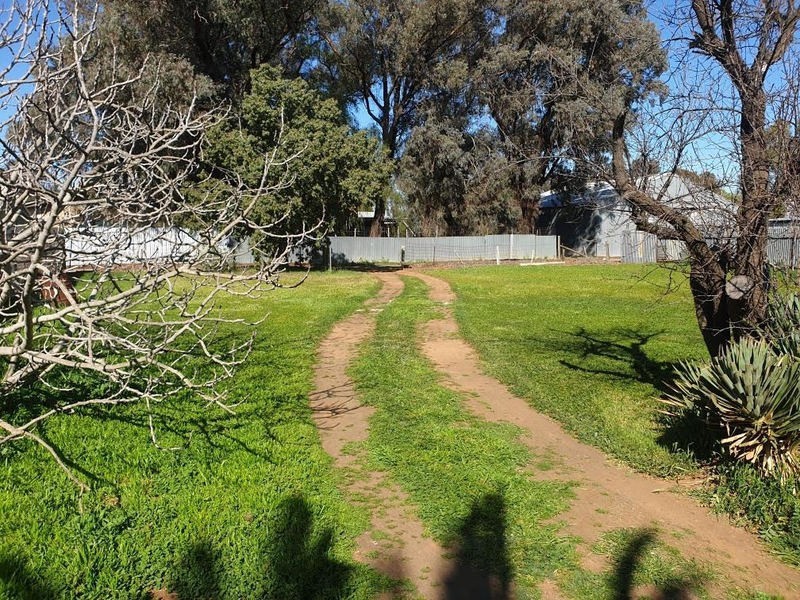 72 Finley Street, Finley NSW 2713