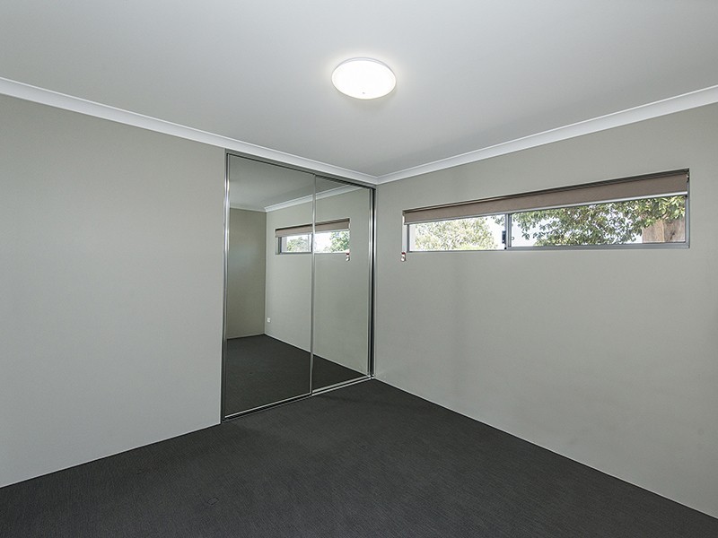 41 Smiths Avenue, Redcliffe WA 6104