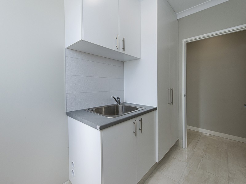 41 Smiths Avenue, Redcliffe WA 6104