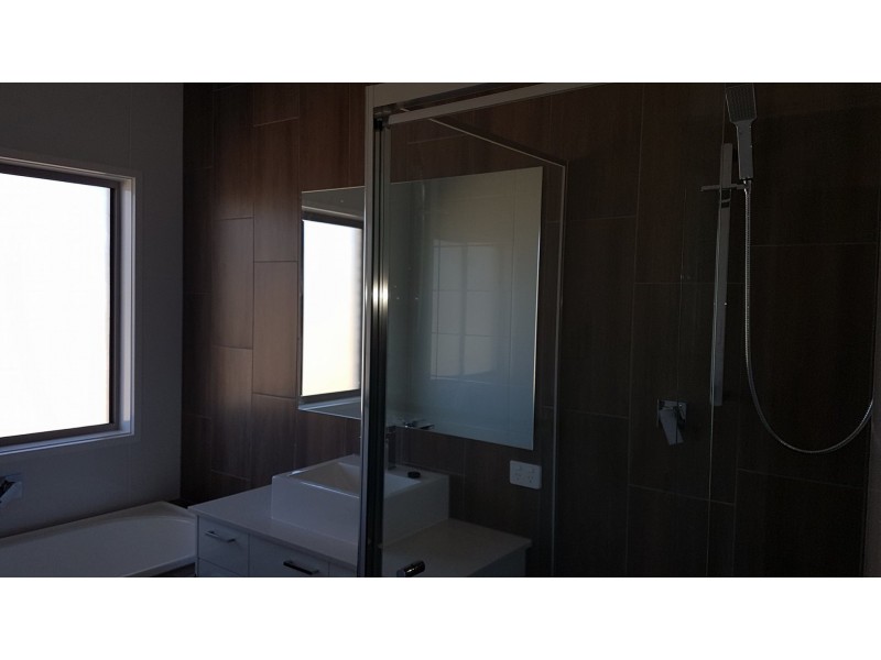 23 Palatial Crescent, Narangba QLD 4504