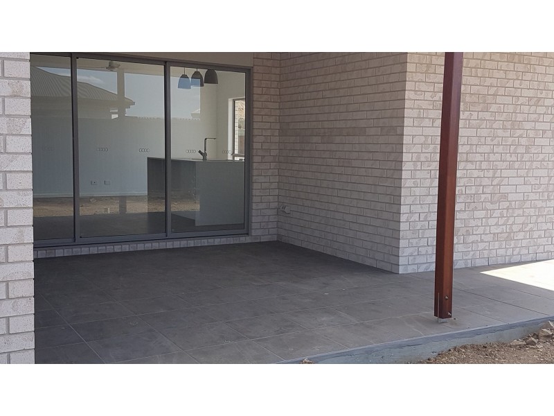 23 Palatial Crescent, Narangba QLD 4504