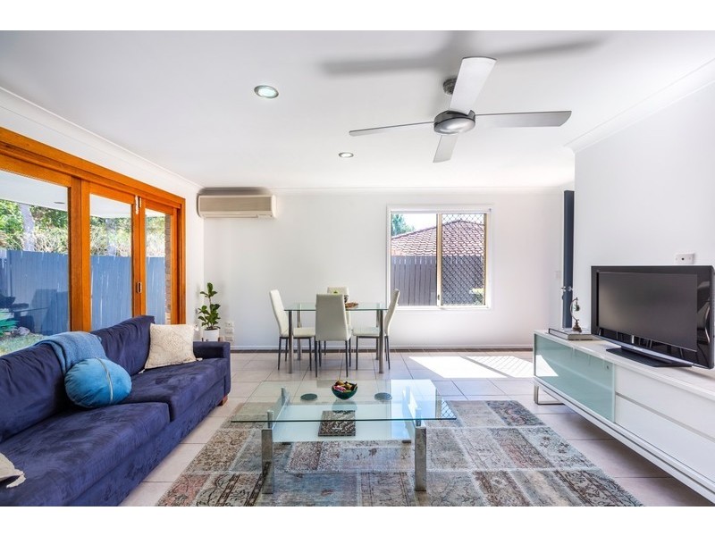 2/18 Cabot Court, Merrimac QLD 4226