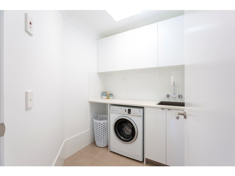 2/18 Cabot Court, Merrimac QLD 4226