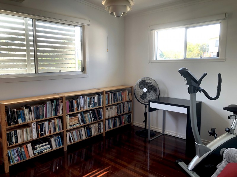 7 Ambrose St, Brighton QLD 4017