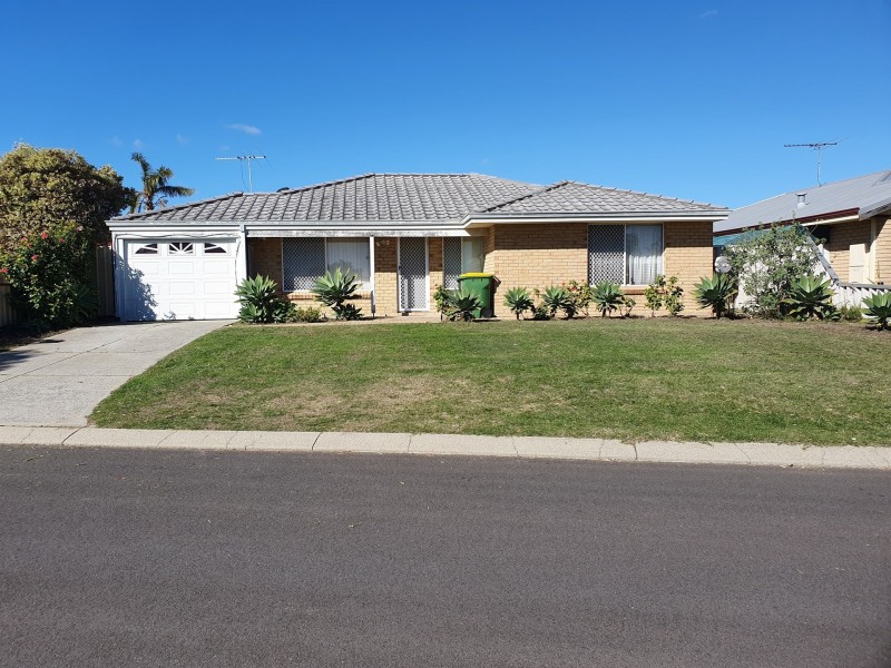 23 Charnley Gardens, Waikiki WA 6169
