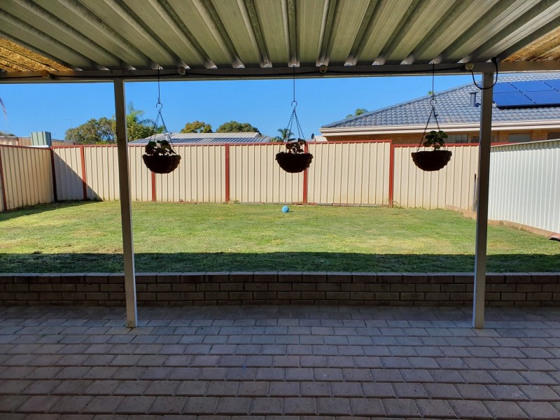 23 Charnley Gardens, Waikiki WA 6169