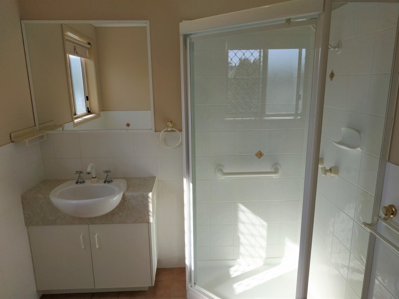 2/14 Phillip Street, Labrador QLD 4215