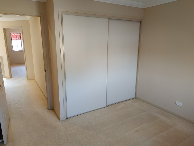 2/14 Phillip Street, Labrador QLD 4215