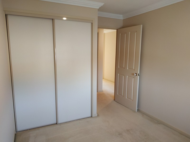 2/14 Phillip Street, Labrador QLD 4215