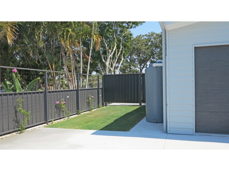 2/26 Cooloon Crescent, Tweed Heads South NSW 2486