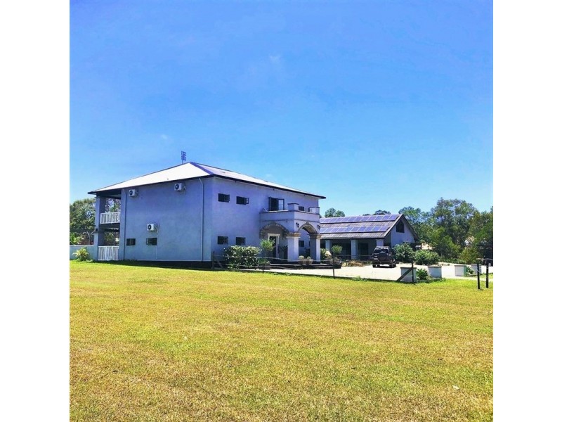 18 Amaroo Place, Cooroibah QLD 4565