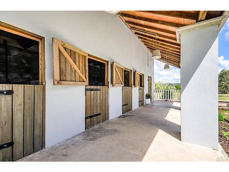 18 Amaroo Place, Cooroibah QLD 4565