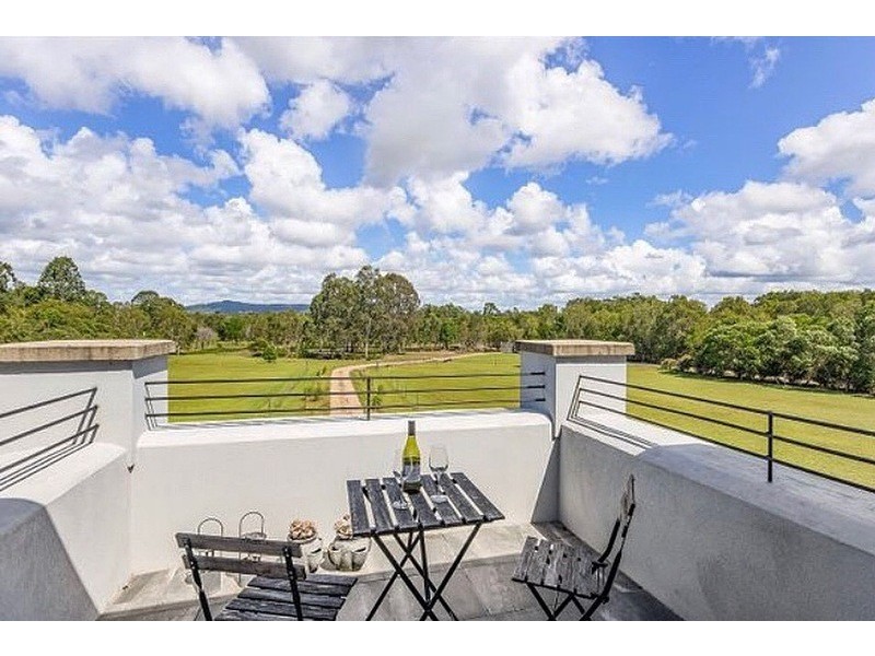 18 Amaroo Place, Cooroibah QLD 4565