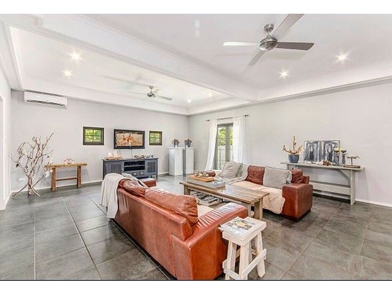 18 Amaroo Place, Cooroibah QLD 4565