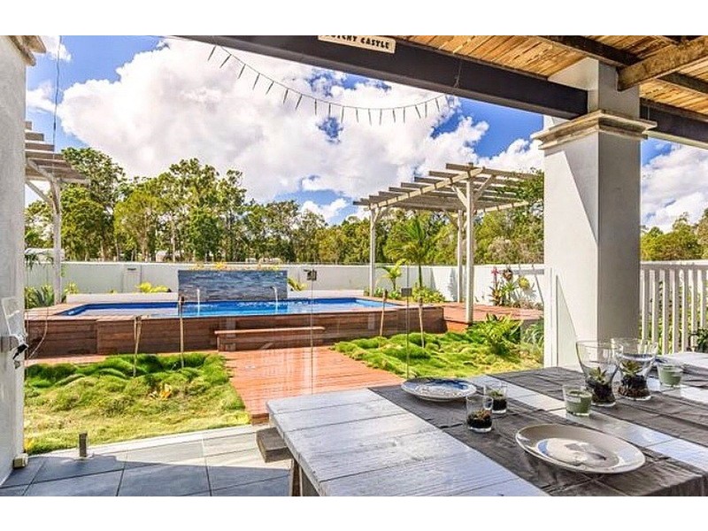 18 Amaroo Place, Cooroibah QLD 4565
