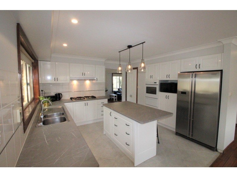 13 Wongalara Place, Woodcroft NSW 2767