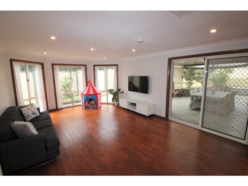 13 Wongalara Place, Woodcroft NSW 2767