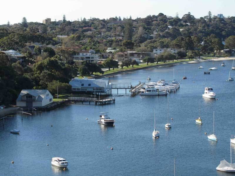 26 GLYDE ST, Mosman Park WA 6012
