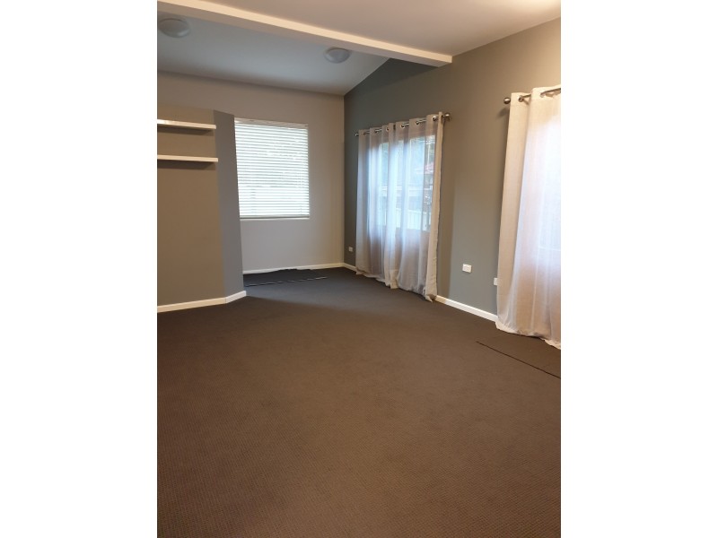 26 LOFTUS STREET, Bundeena NSW 2230