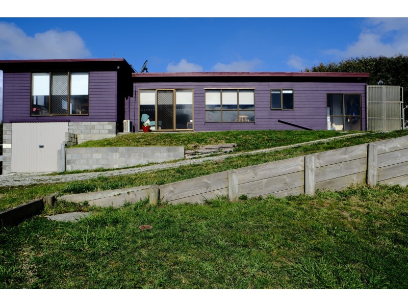 10 Freeman Place, Arthur River TAS 7330