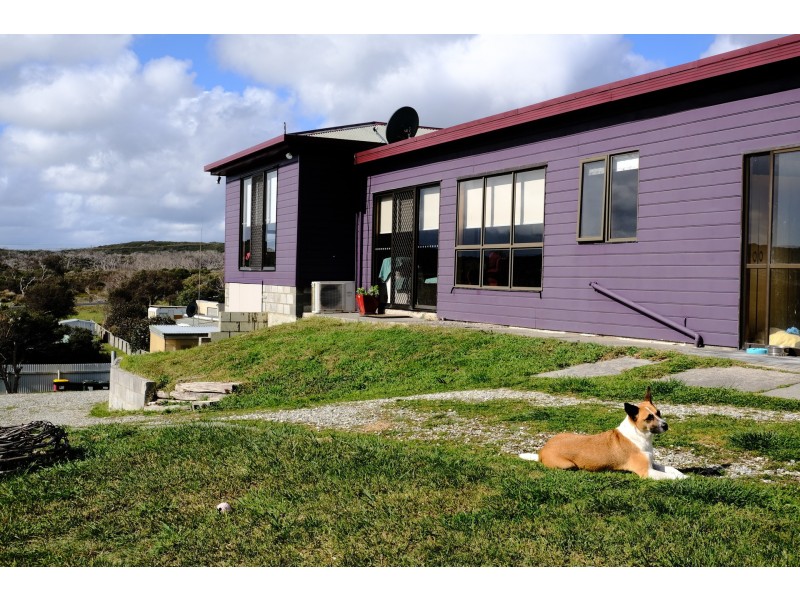 10 Freeman Place, Arthur River TAS 7330