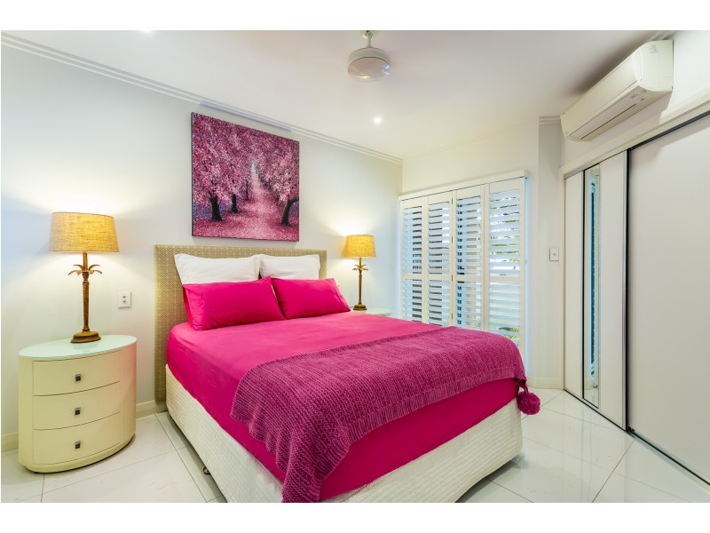 6/137 Williams Esplanade, Palm Cove QLD 4879