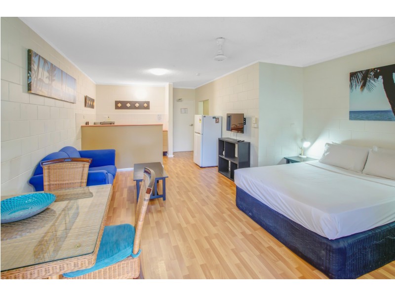 304/175 Lake Street, Cairns City QLD 4870