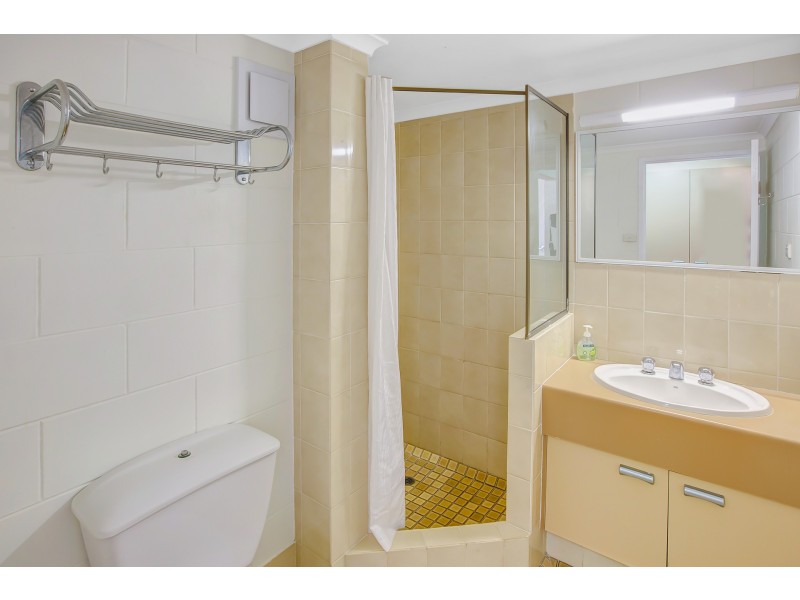 304/175 Lake Street, Cairns City QLD 4870