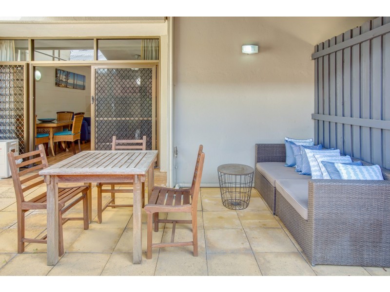 304/175 Lake Street, Cairns City QLD 4870