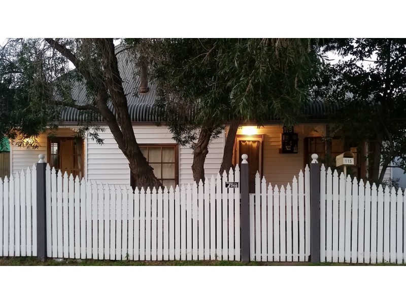 115 Ballandella Street, Balranald NSW 2715