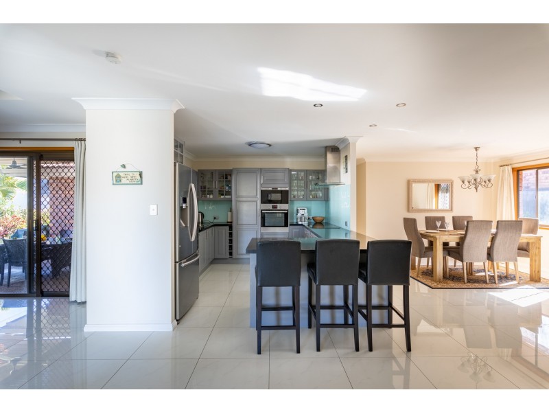 394 Winstanley street, Carindale QLD 4152