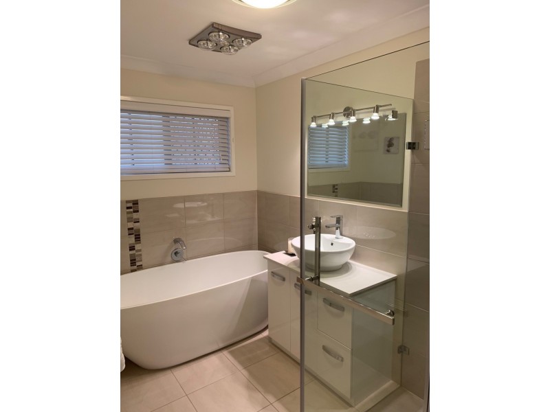 394 Winstanley street, Carindale QLD 4152