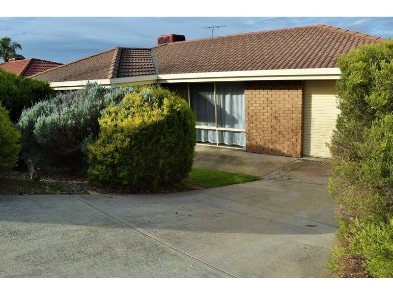 8 Chisholm Court, Golden Grove SA 5125