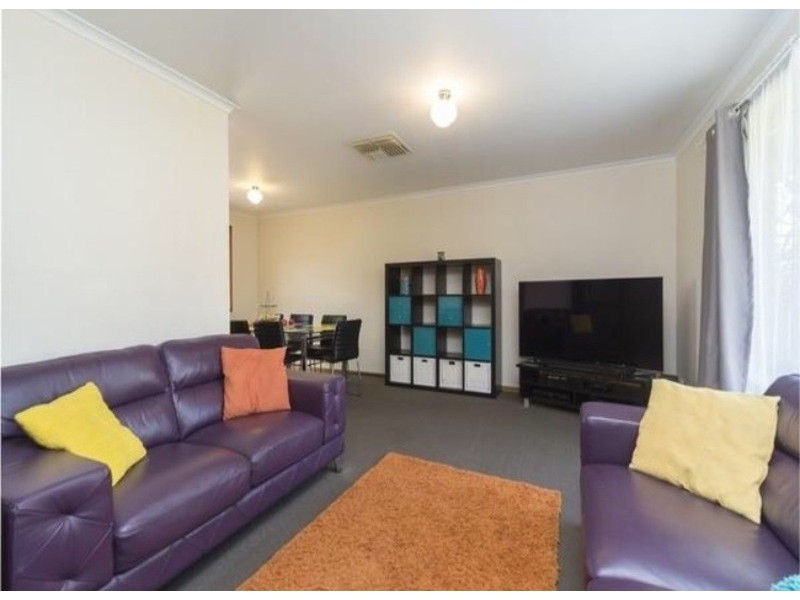 8 Chisholm Court, Golden Grove SA 5125