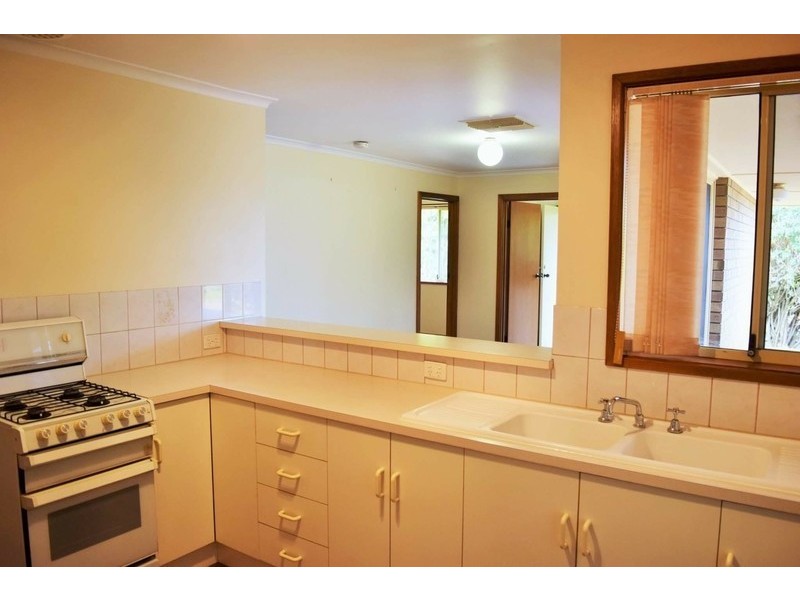 8 Chisholm Court, Golden Grove SA 5125