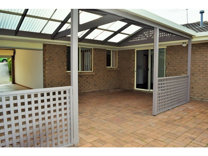 8 Chisholm Court, Golden Grove SA 5125