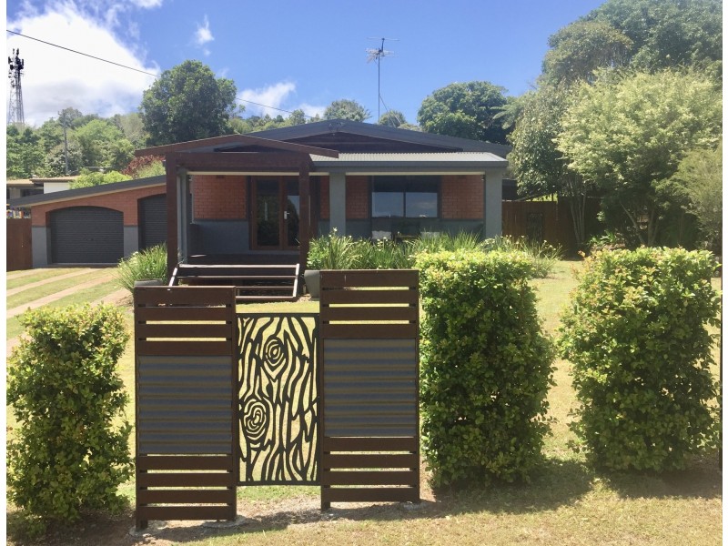 31 Danbulla Crescent, Atherton QLD 4883