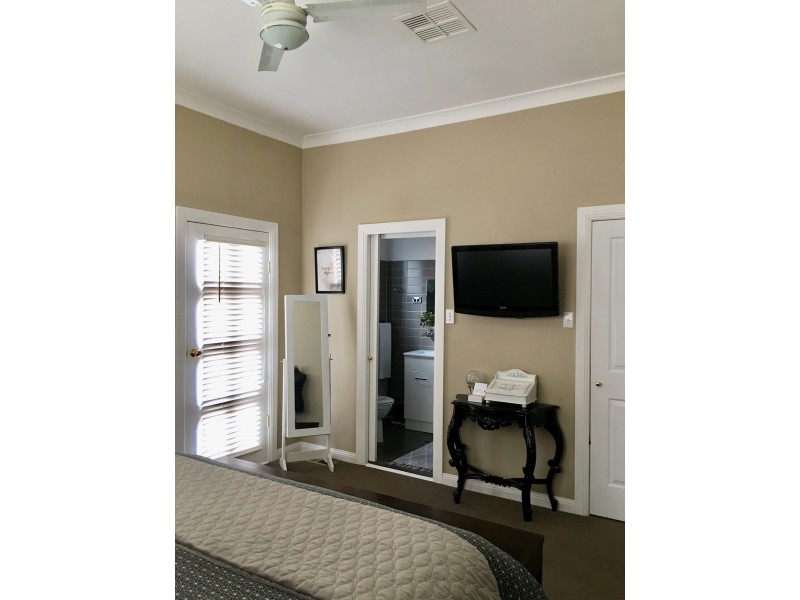 26 Cullen Road, Wagga Wagga NSW 2650